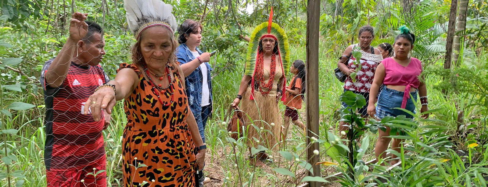 Cartilha de plantas medicinais reúne conhecimentos de mulheres de 6 aldeias da Terra Indígena Caititu. Foto: Divulgação/APITC